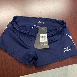 NWT Mizuno Volleyball shorts